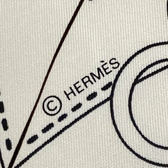HERMES Carré Double Face 140 H923986S White Black cuir - Scarf - Picture 2 of 5